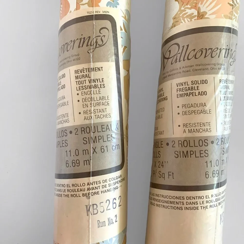 Vintage 1970’s Floral Wallpaper